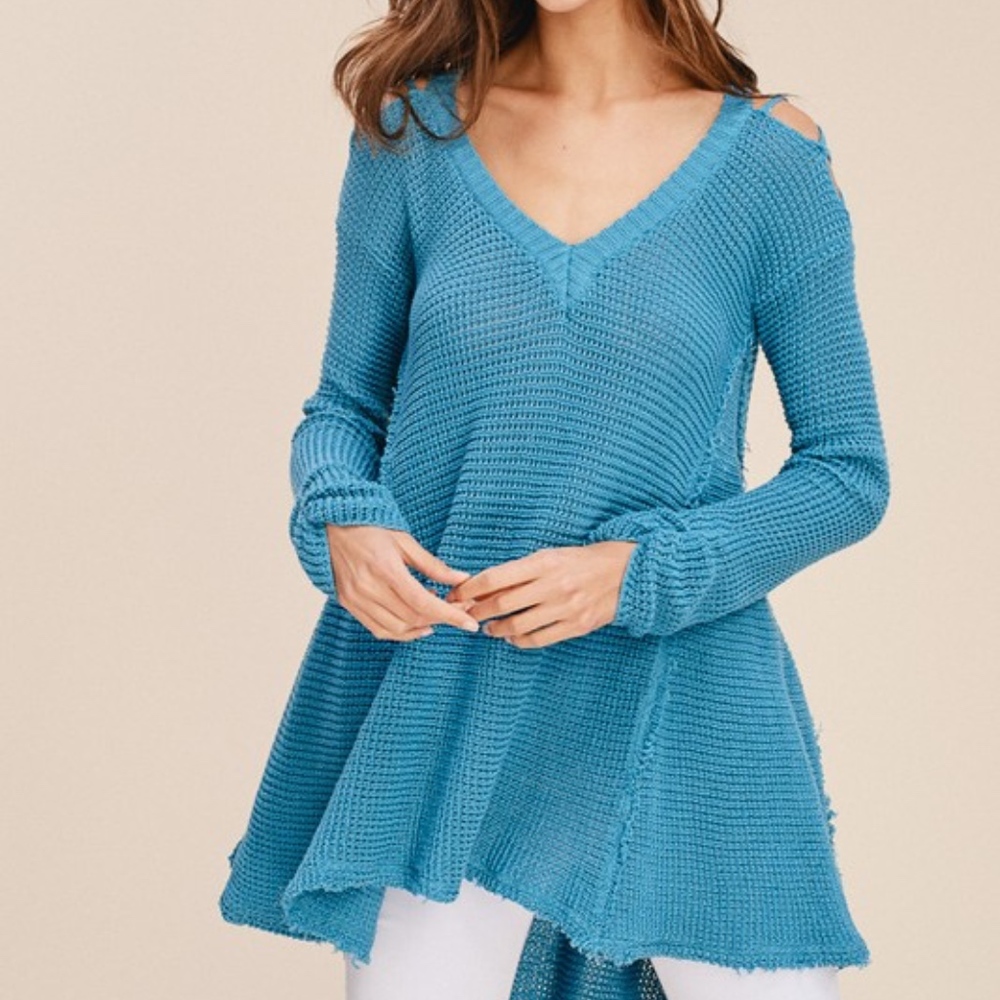 Waffle knit cold shoulder sweater - Picture 5 of 8